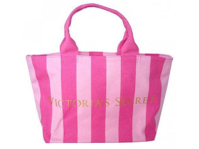 Grab A Free Victoria’s Secret Pink Bag!