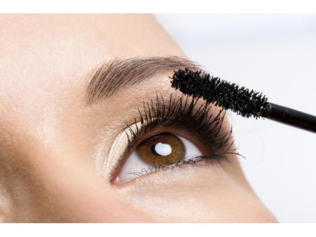 Free  Eyelash Enhancement Treatment + $300!