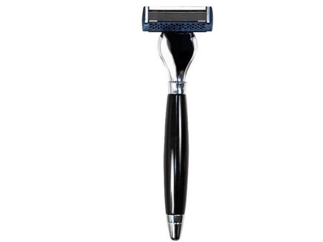 Grab A Free Bromley’s 7-Blade Razor!