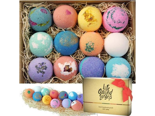 Grab A Free Bath Bombs Gift Set!