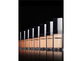 Free Foundation By Nakeah Cosmetics Of Hollywood!