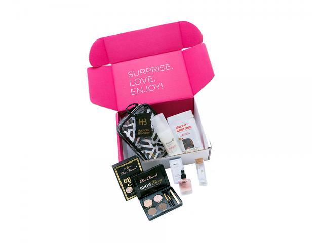 Grab A Free Free POPSugar Beauty Box!