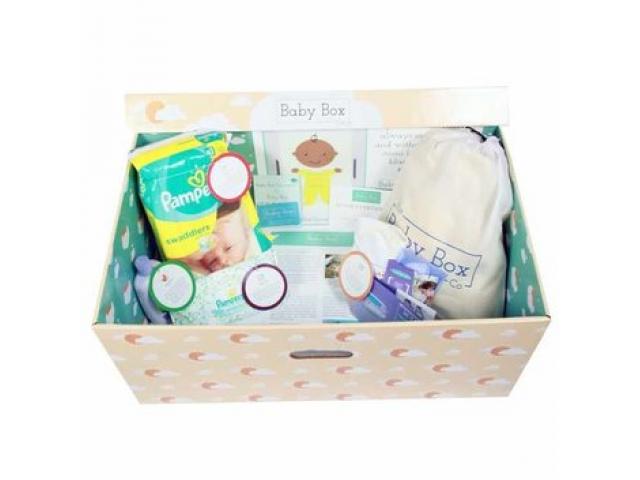 Free box of samples By Everyday Mom Sampling Club!